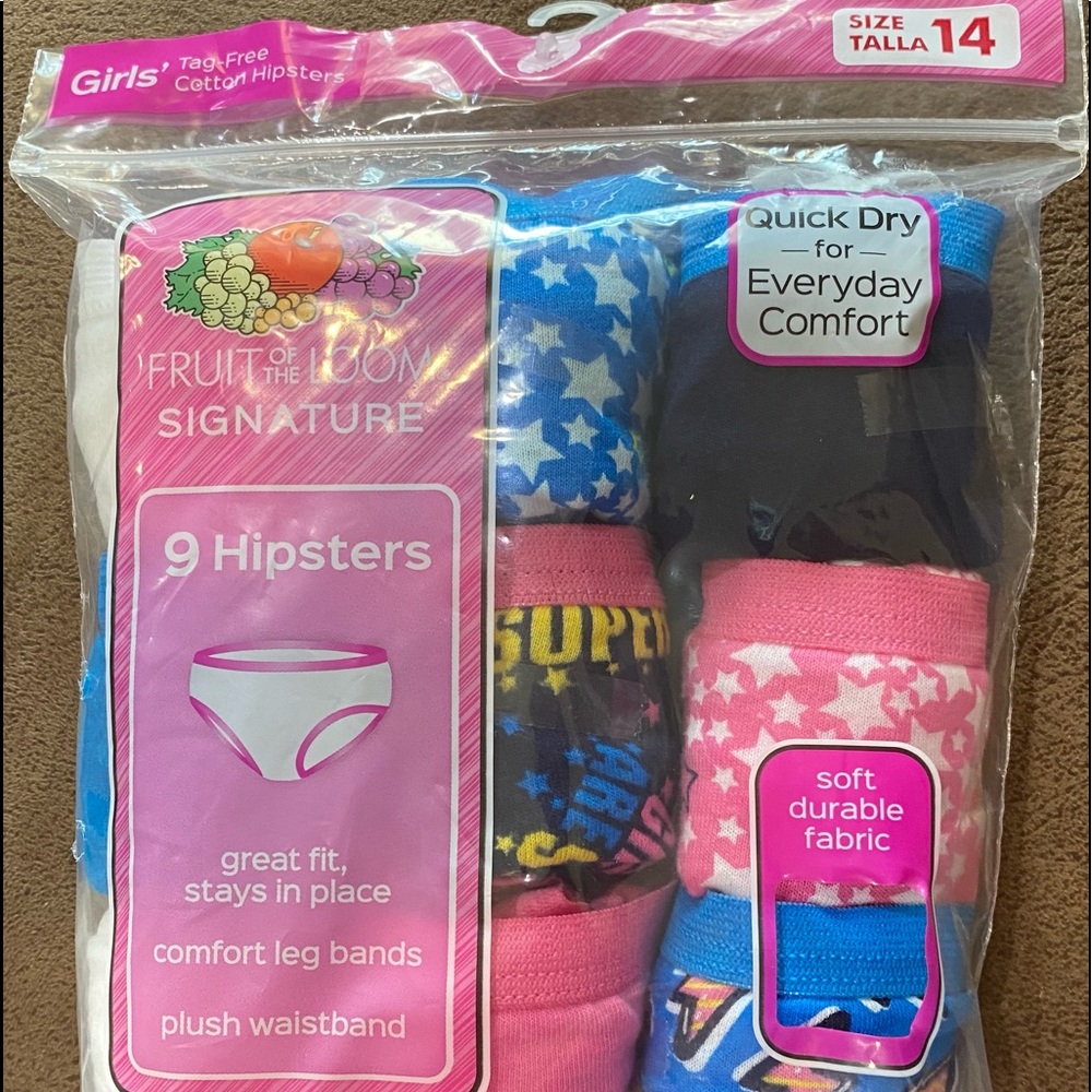 NWT Girls’ Fruit of the Loom Panties